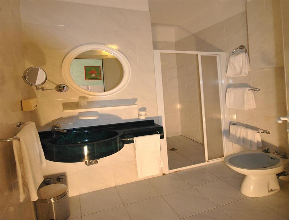 Hotel Prestigio เชเซนาติโก ภายนอก รูปภาพ