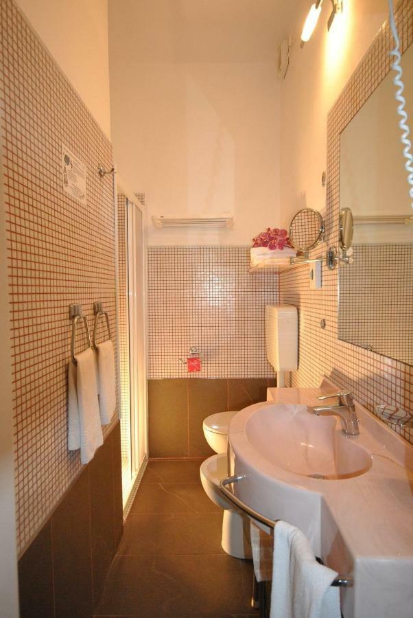 Hotel Prestigio เชเซนาติโก ห้อง รูปภาพ